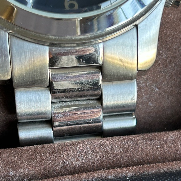 MICHAEL KORS Watch Hunger Stop Silver-Tone Stainless Steel MK8314 Watch. Unisex - Picture 8 of 10